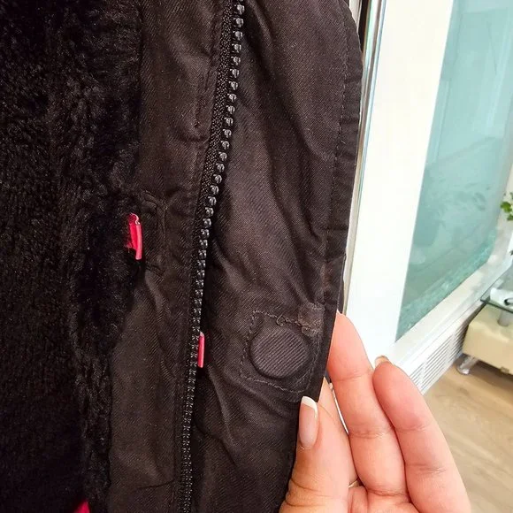 Aritzia TNA Black Faux-Fur trim Hooded Mid-Length Parka size S - Picture 7 of 16